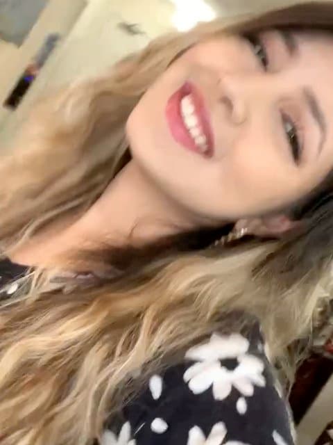 Goleh Royai · Omid
