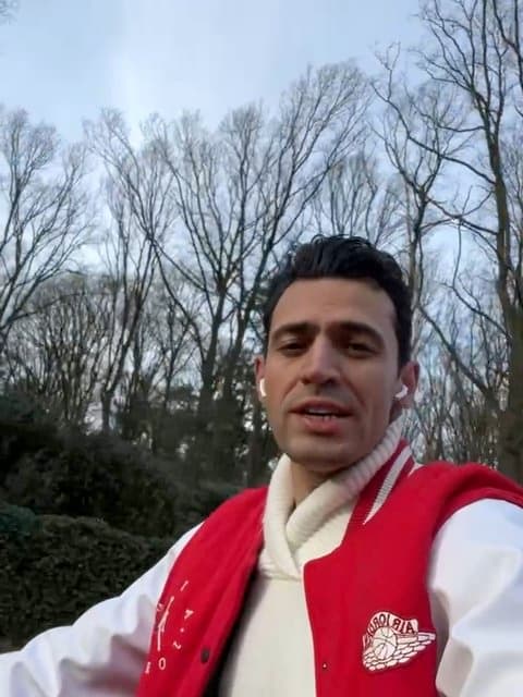 Paeeze Delam · Amirabbas Golab