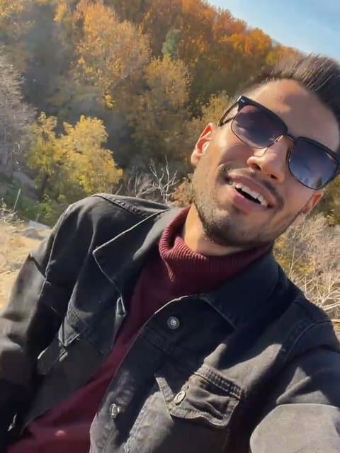 Begoo Yadete Mano · Siamak Abbasi