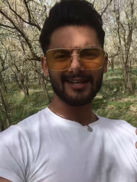 Bego Chand · Naser Zeynali
