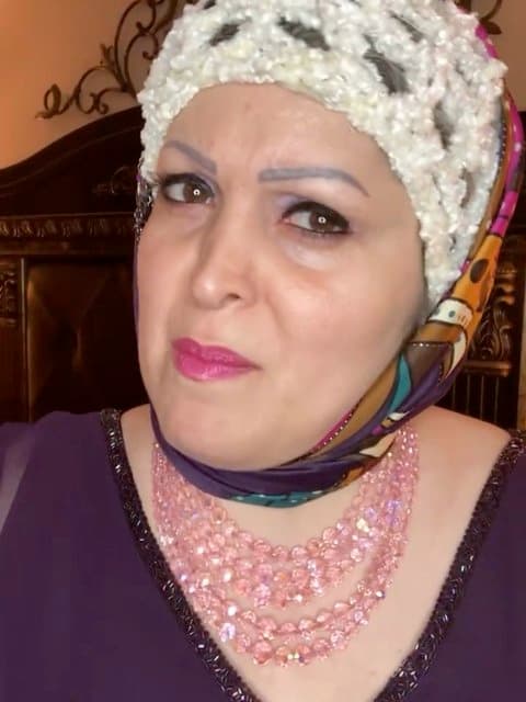 Pol · Googoosh