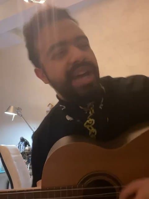 Zood Tamoom Mishe · Shadmehr Aghili