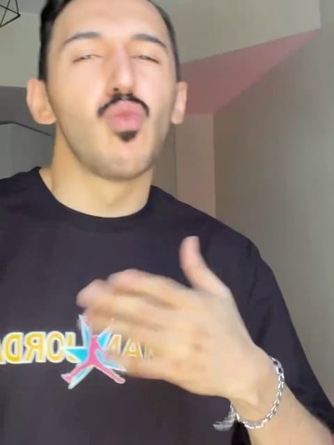 Man Midoonam (Ft O.I.Am) · Erfan