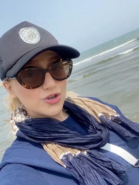 Darya Darya · Garsha Rezaei
