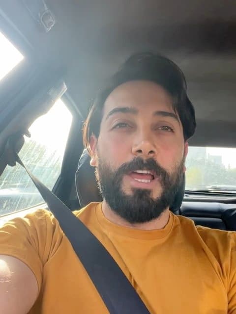 Gheseh Eshgh · Ebi